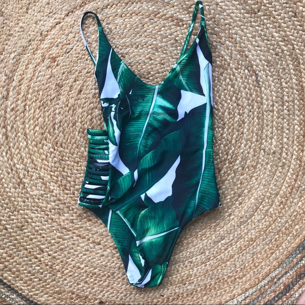 One piece swimsuit!!